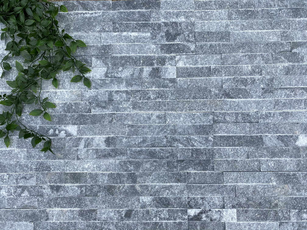 Stone Panel Cloudy Black 600mm x 150mm - Image 4