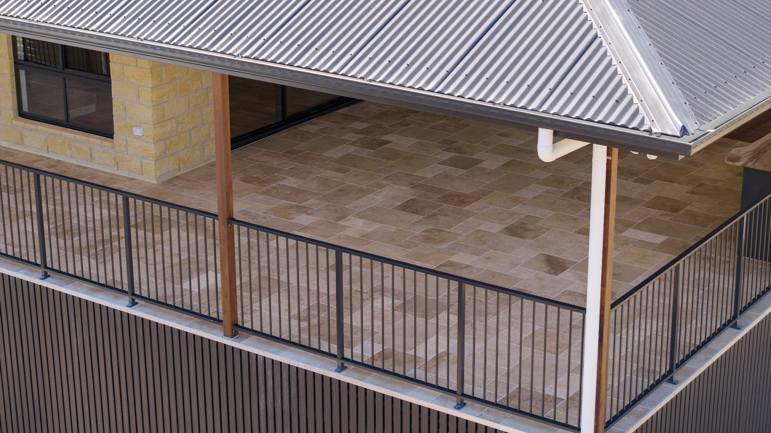 Travertine Paver Ivory Tumbled French Pattern 30mm - Image 8