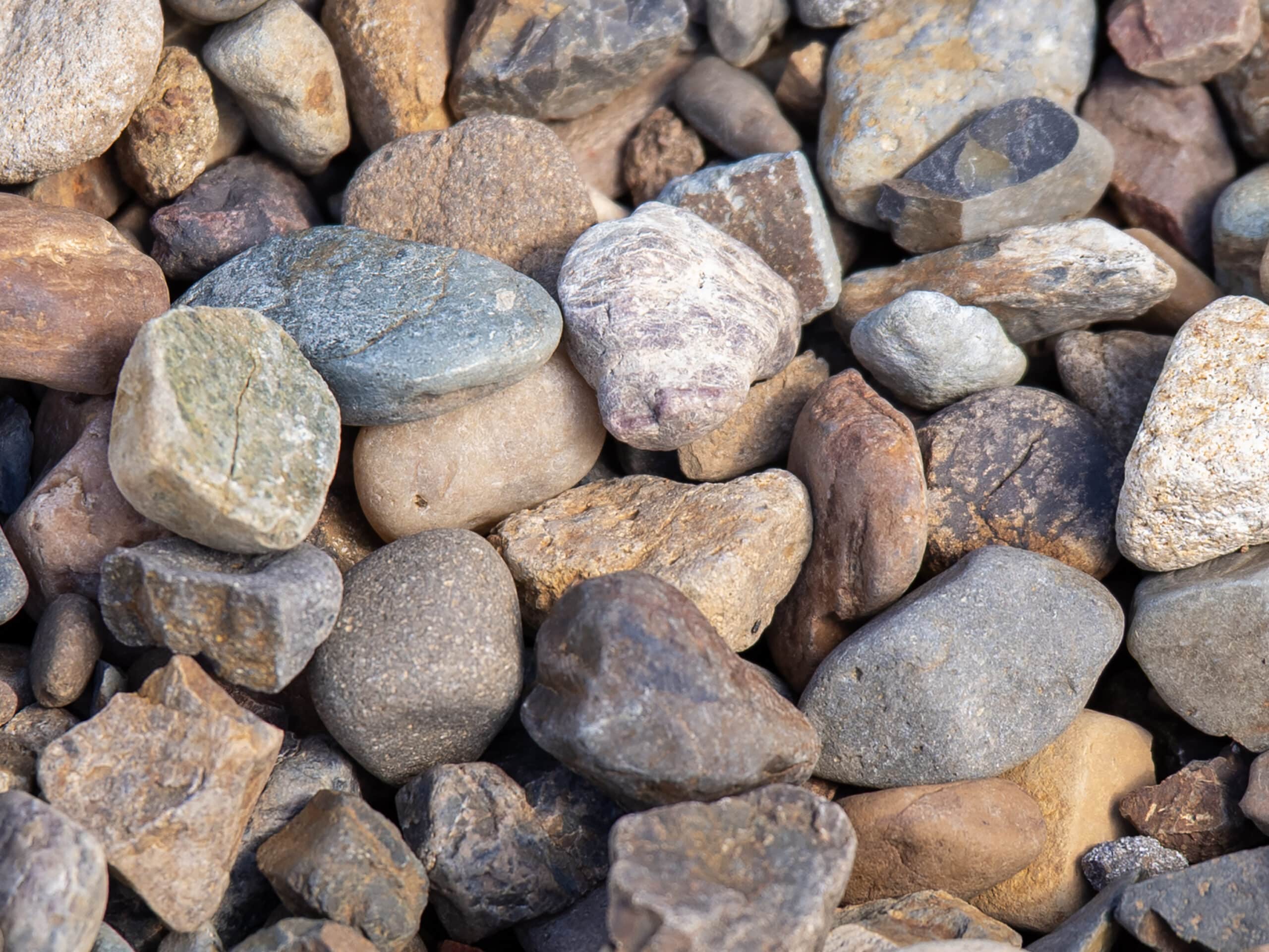 Natural River Pebble 20-40mm Bag - 20 Litre